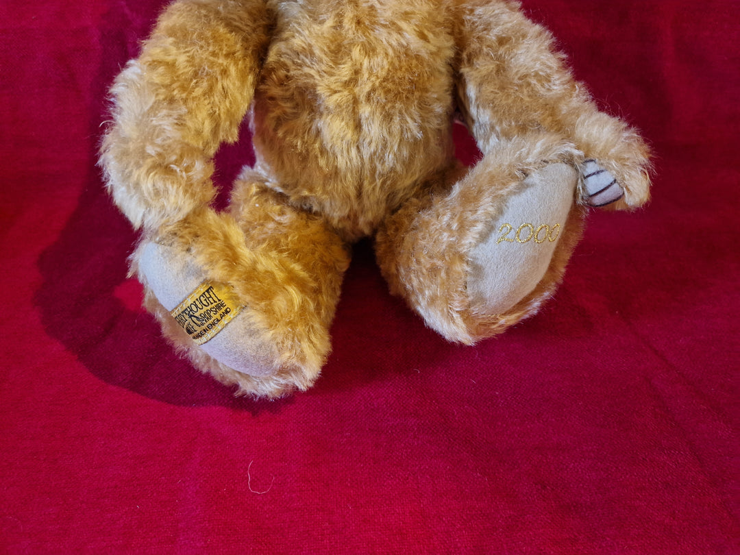 Merrythought Heirloom Bear