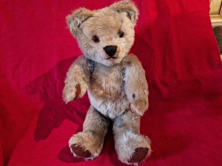 Merrythought Heirloom Bear