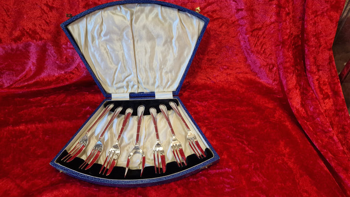 Art Deco EPNS Cake Fork Set